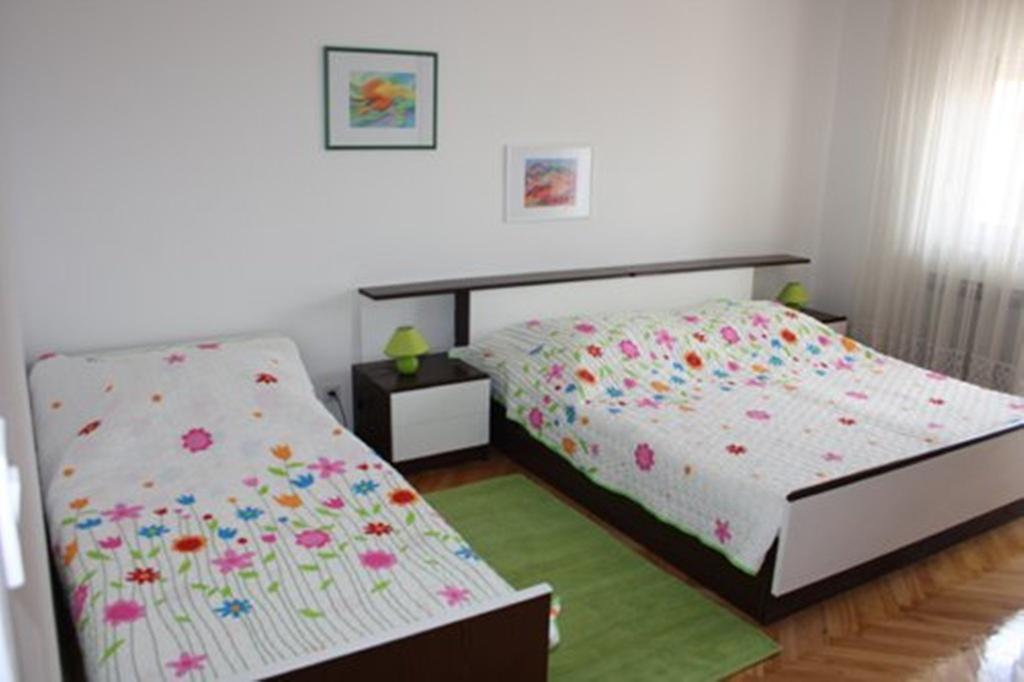 Apartments Ivica สปลิท ภายนอก รูปภาพ