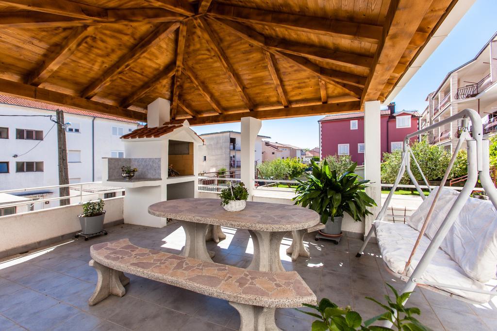 Apartments Ivica สปลิท ภายนอก รูปภาพ