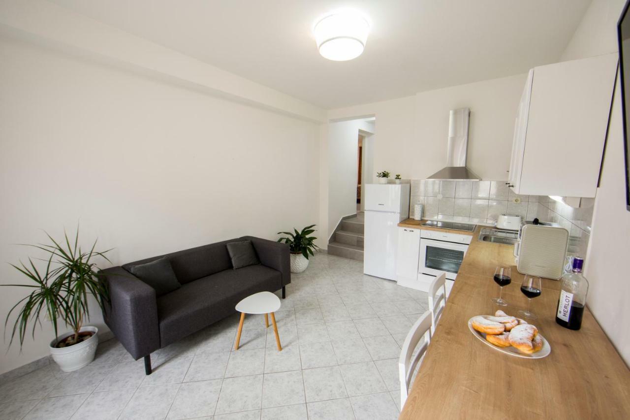 Apartments Ivica สปลิท ภายนอก รูปภาพ