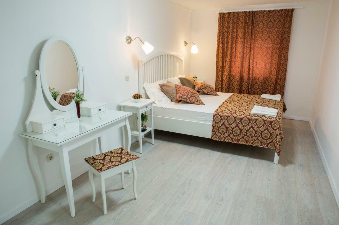 Apartments Ivica สปลิท ภายนอก รูปภาพ